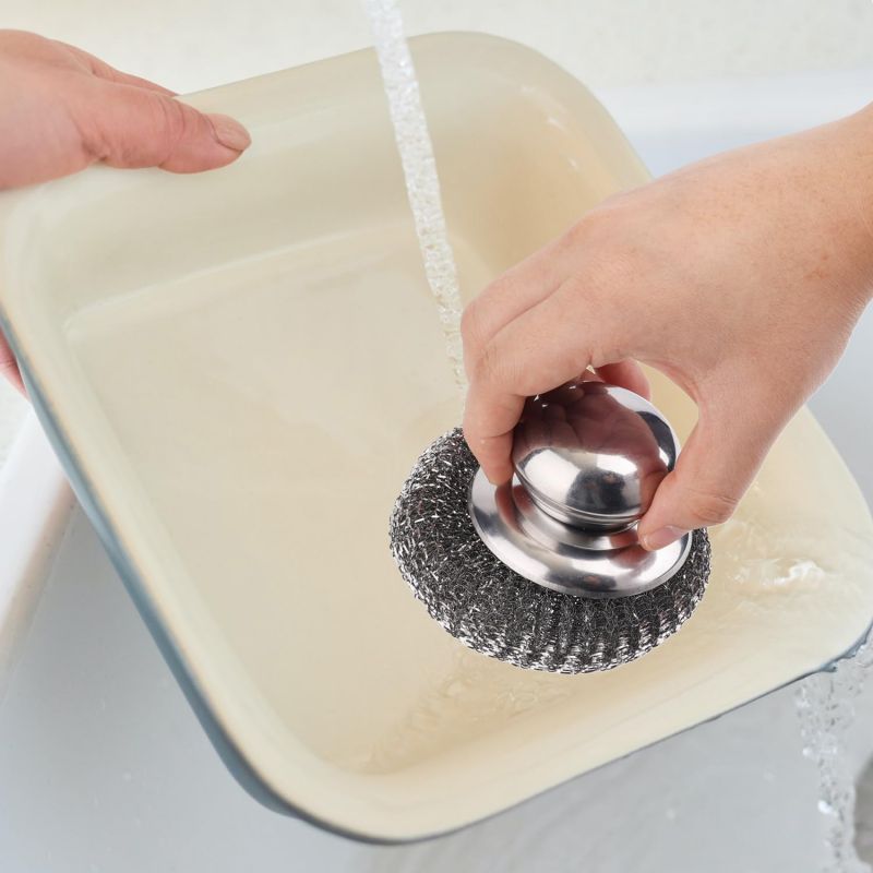 Tốt hơn là rửa xe bằng miếng bọt biển hoặc vải?